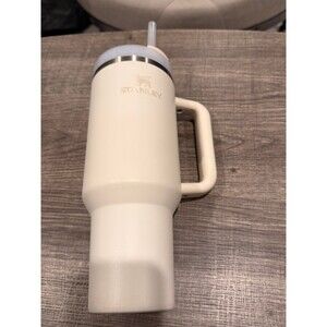 Stanley 40oz Quencher H2.0 Tumbler - Cream/Birch
